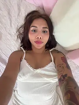 LucyMartelli - Complete nude 😈😍💕