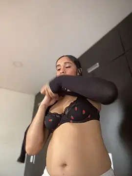 Isabella-Teen