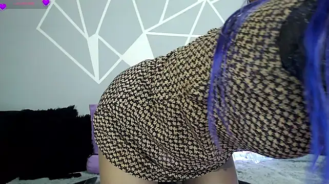 Karlamoon23 - Teasing pussy through panties