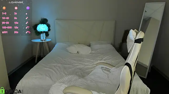 WetLuna1 - tease dick with mouth