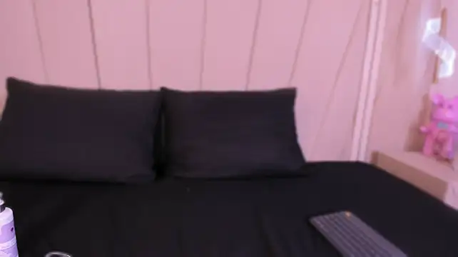 Lexiee__ - SHOOT OF MILK ON MY BOOBS💦 / FAV LVL 15