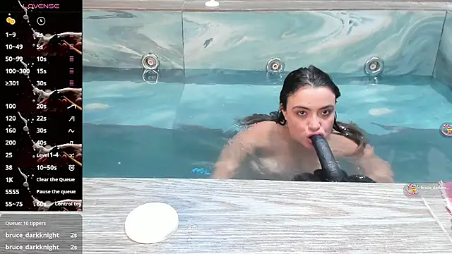 IsabellaaJoness - Ride torso hard en mi jacuzzi