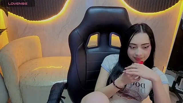 Skyhoney_tp - flash tits