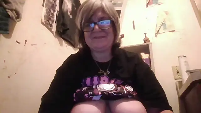 Becky1111 - tits and tokens goals 1, 950