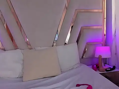 Alison_Donson - Finger in pussy