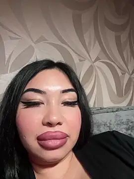 LaaadyDaaamn - suck a dildo