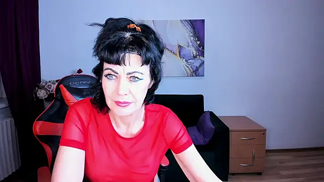 Silvia_Wallec - naked for 2 minutes