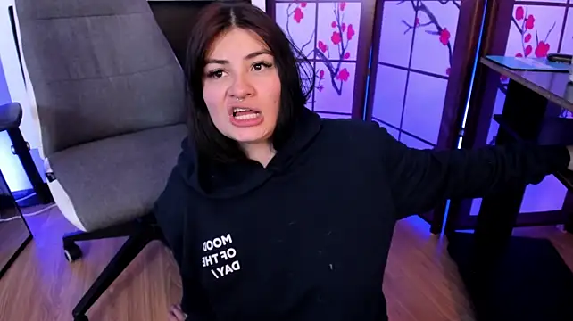 Lunaclarx_love - shake that ass