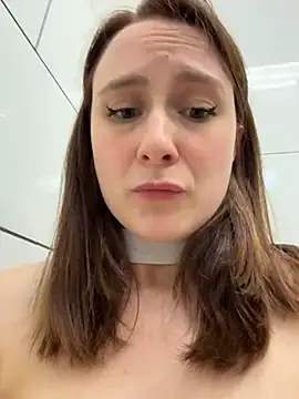 Dina_Tease - BEND OVER w NO PANTY closup