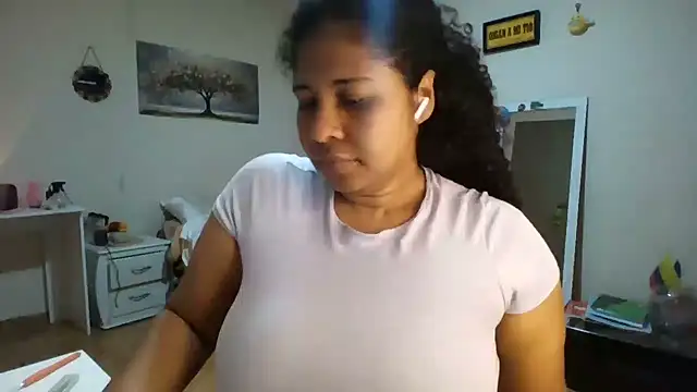 Dreambody- - show naked + twerking