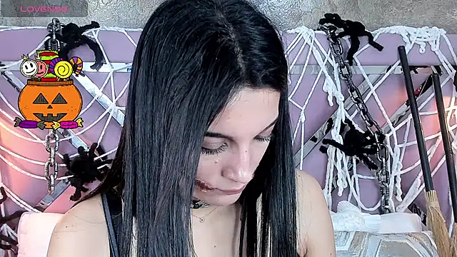 MilaWhitte