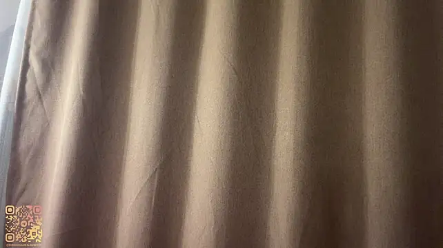 SherikaIwanicki - show my ass close to u! 5 hard spank