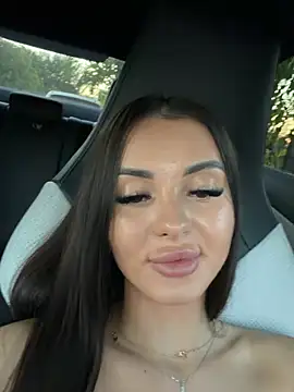 LilaRoses - Show pussy