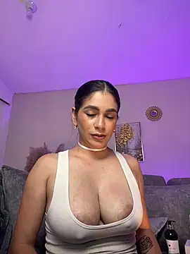 Dani_Blake - Show boobs