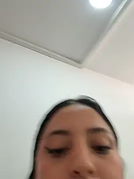 MeggyMae_ - show my pussy + rub clit