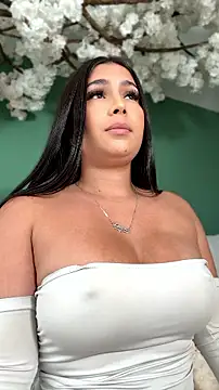 Jesse_veraa_ - off dress + oil ih the body !!