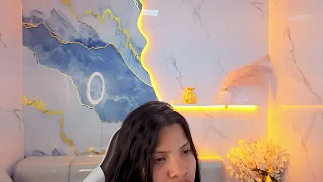 Emily_smith_t - cream in my tits