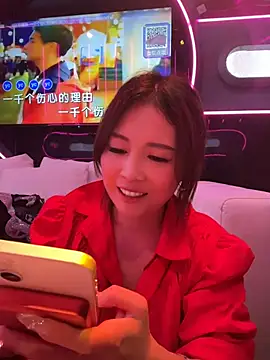 Lola666999 - 完成任务高潮液涂骚B喷水