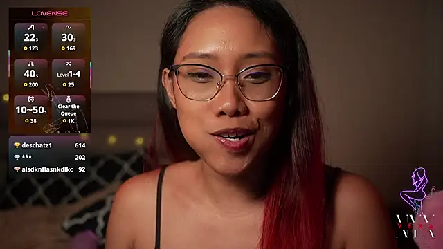 VexaNyx - Ride 8inch Dildo (PUBLIC SHOW)