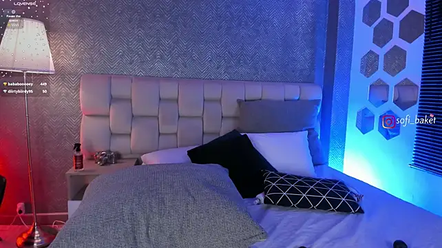 Sofi_bakerr - Bounce ass 🍑