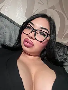 LaaadyDaaamn - suck a dildo