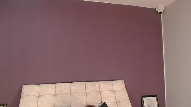 SuriEverly - Squishing my boobs