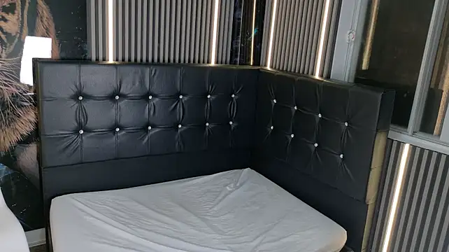 Zoee_Of - Zoom pussy