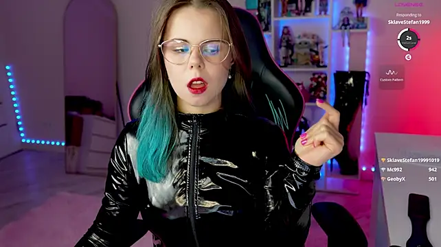 QueenAliceX
