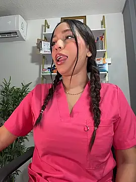 MiaCamille_ - show ass + twerk
