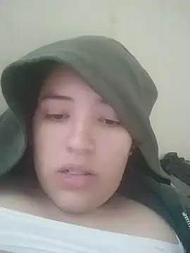 Tomboyhot77 - Squirt