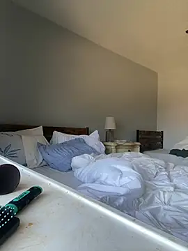 Ashleystar01 - Play with my toy naked