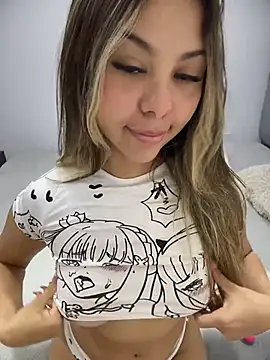 Tuckersabrina - Make my pussy wet honey