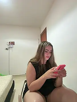 Im_Amelia - Turn me on with your vibrations.💋💣