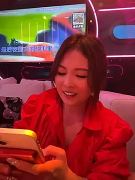 Lola666999 - 完成任务高潮液涂骚B喷水