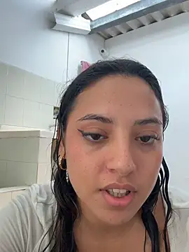 MeggyMae_ - show asshole in doggy