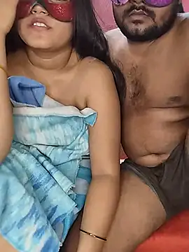 PUNJABICOUPLE09