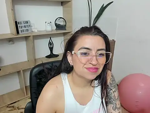 Mariana_Rusell - doggy style position