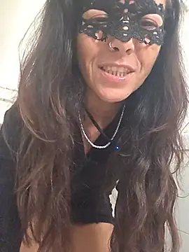 EmySkinny85 - Fatevelo succhiare