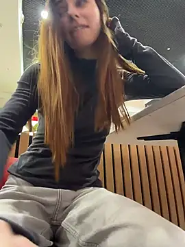 AmelieCrystal - lets take off my panties too <3