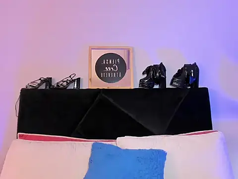 AmeliaNoir - spanking on my Latin butt