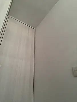Sarah_milerr - At Goal: SHOW PUSSY