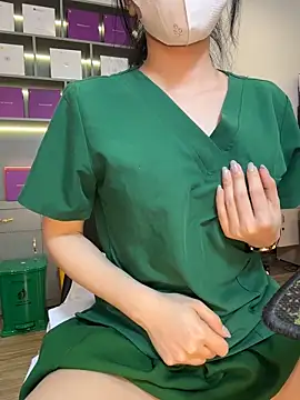 Secretly_masturbating - Masturbating with the female night-shift
