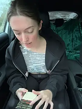 Daisy_Michto_Officiel - BAVE SUR TES SEINS + AHEGAO