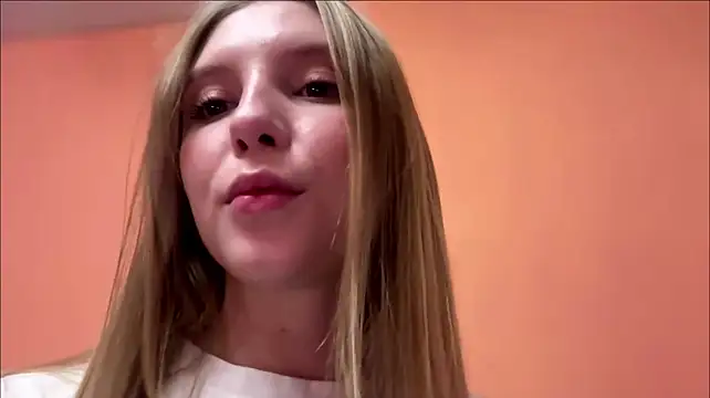JazminQuayle - kisses to start