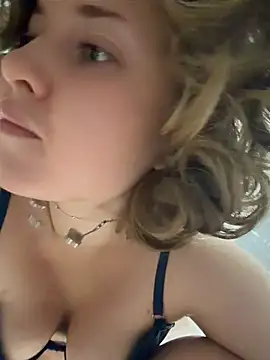 KellyKeler - 💦rub sweet pussy with Naked TITS out 🍒