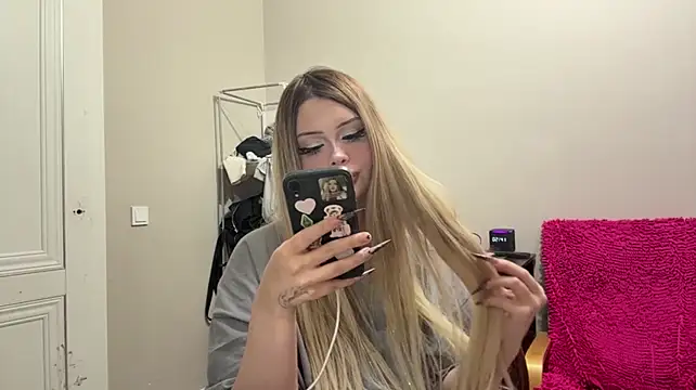 Miafruit - Stop me from putting on makeup