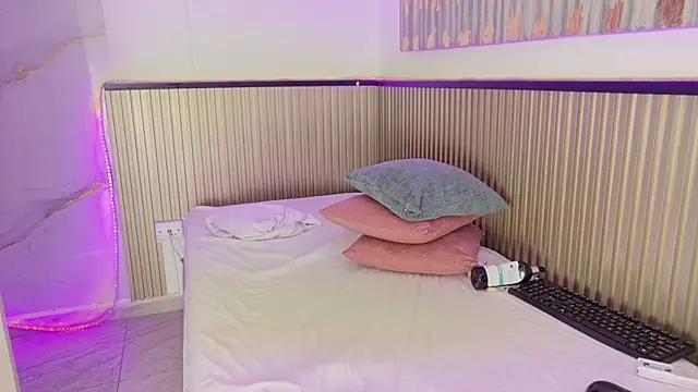 Georgina_lulu - pussy in closeup ✨