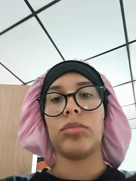 Annya-sweet - Take off your bra, Annya