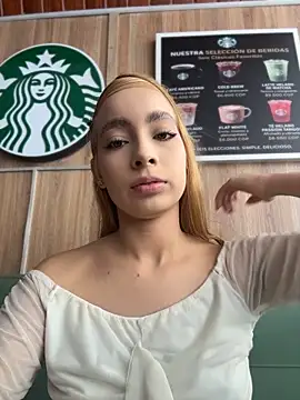 Isabella-gaviria - FUCK MY PUSSY IN MENS BATHROOM + CREAM🥵