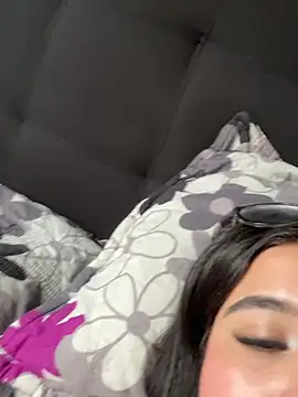 LunnaMoretii2 - Ride dildo for youuu🥵🔥🔥🍆